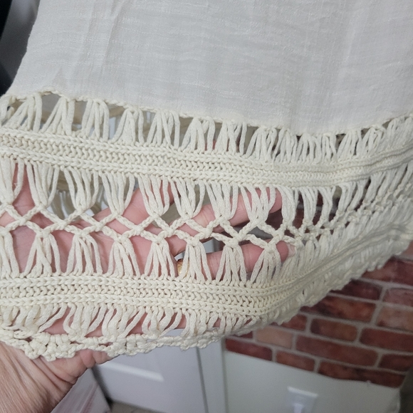 Forgotten Grace size small BOHO HIPPIE crochet vibes. See pics for detail - Picture 9 of 10
